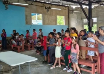Servicio evangelístico para niños