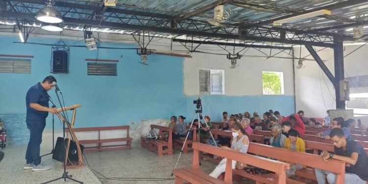 Evangelism Workshop in Cuba through TOSI.
