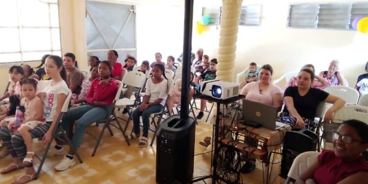 Spring Bible School at the Second Baptist Church of Yaguajay