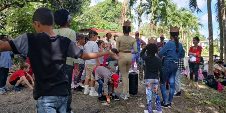 Spring Bible School at the Second Baptist Church of Yaguajay