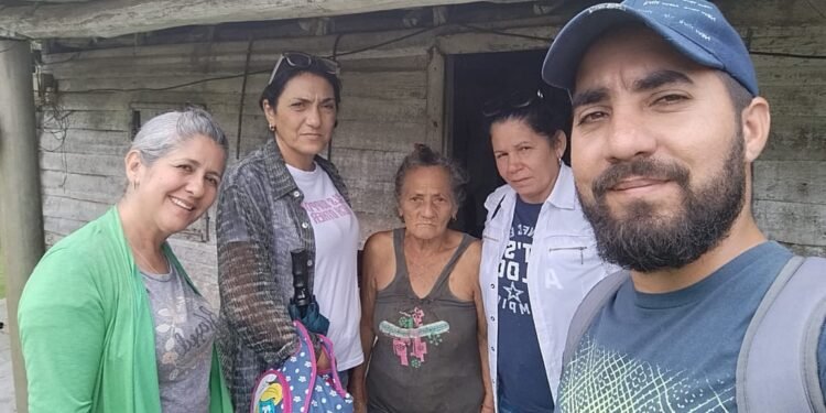 Evangelistic Campaign in Entronque de Guasimal, Cuba.