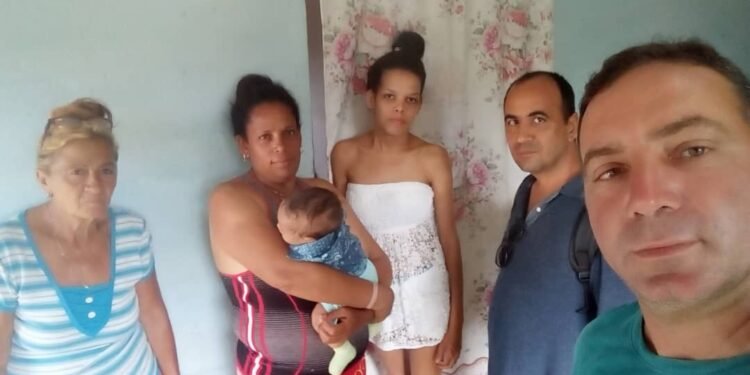 Evangelistic Campaign in Entronque de Guasimal, Cuba.