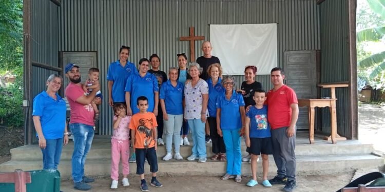 Health Day Blesses 86 People in Tuinucú, Cuba