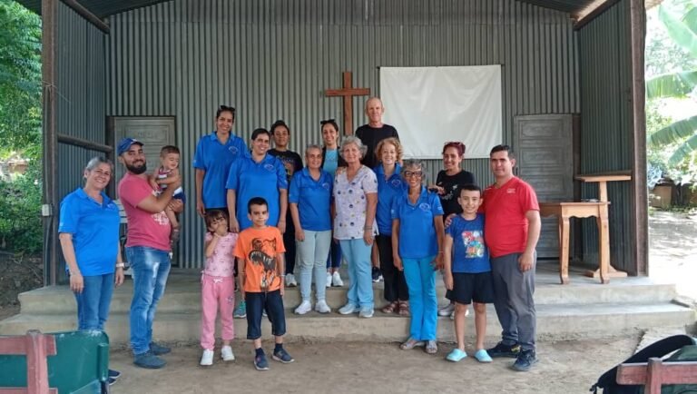 Health Day Blesses 86 People in Tuinucú, Cuba