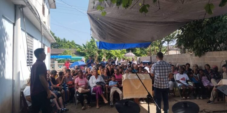 New missionary transport in Quemado de Güines, Cuba.