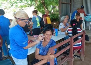 The Cuban Baptist Medical Fellowship serves with love.