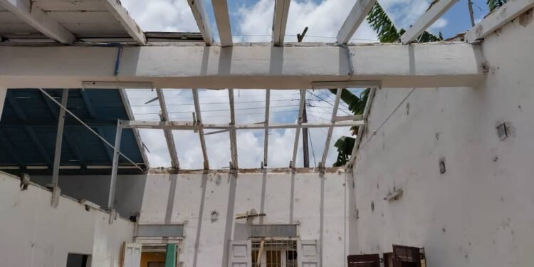Repair of the Cabaiguan Baptist Church, Cuba.