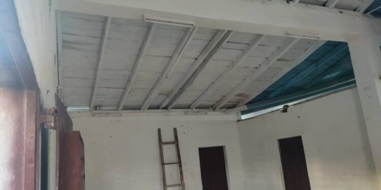 Repair of the Cabaiguan Baptist Church, Cuba.