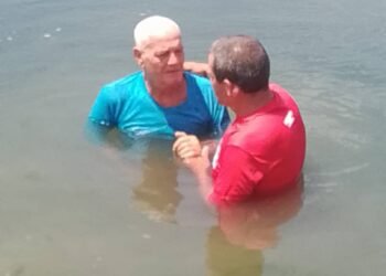 Baptisms in Las Llanadas and Jobo Rosado, Cuba