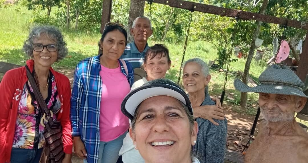 Evangelism in Entronque de Guasimal, Cuba.