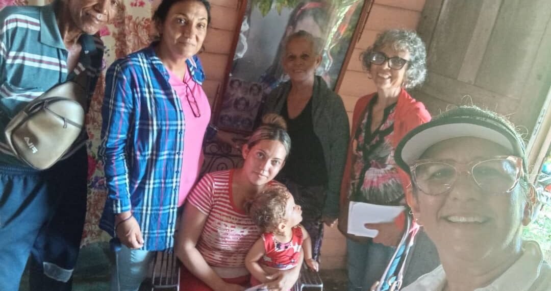 Evangelism in Entronque de Guasimal, Cuba.