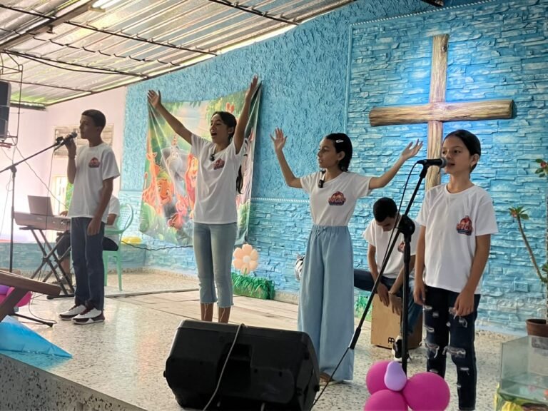 Vacation Bible School at Antorcha de Salvación Baptist Church and Las Tosas Mission.