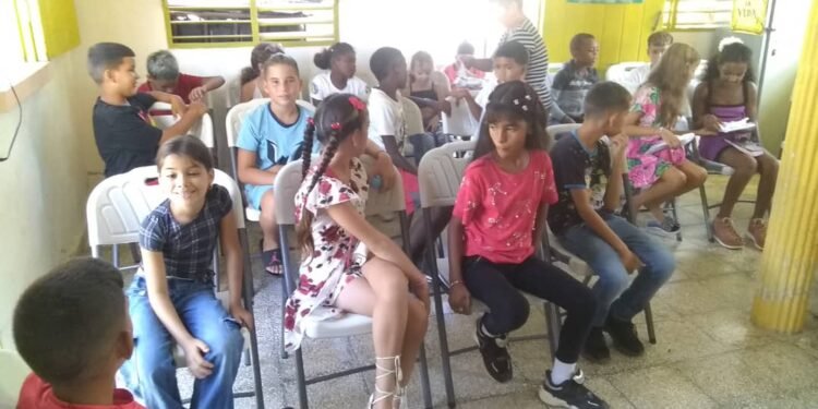 Bible School at the Isabela de Sagua Baptist Church, Cuba.