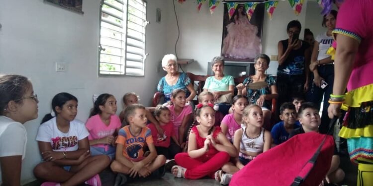 Viana Hosts Summer Bible School with 20 Children