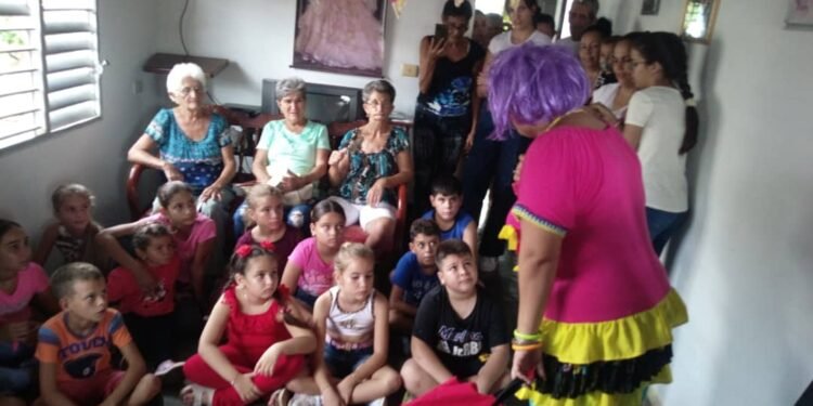 Viana Hosts Summer Bible School with 20 Children