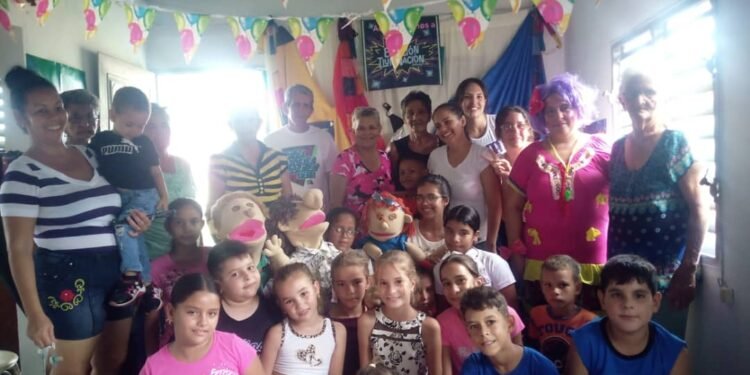 Viana Hosts Summer Bible School with 20 Children