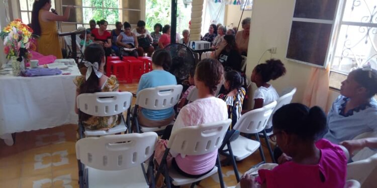 Women’s Evangelistic Service in Yaguajay